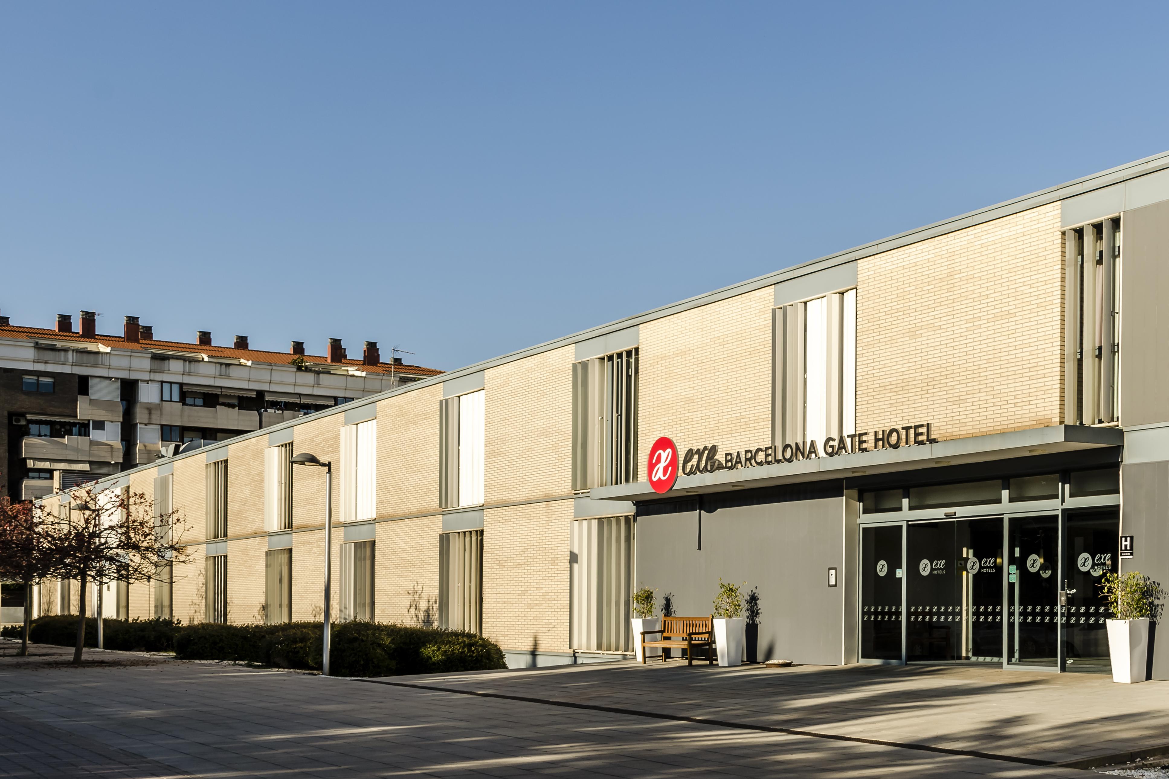 Hotel Exe Barcelona Gate Sant Joan Despi Bagian luar foto