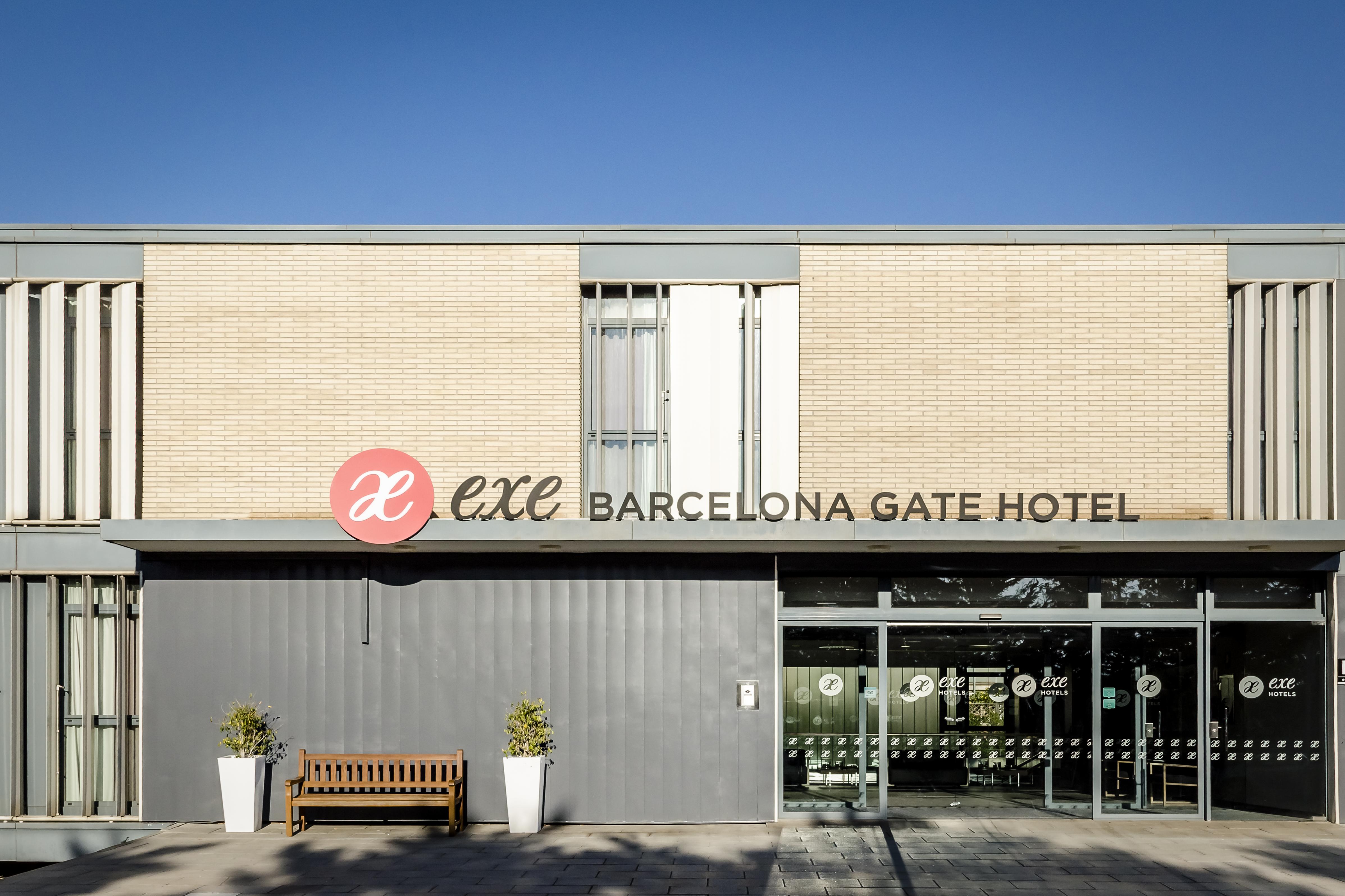 Hotel Exe Barcelona Gate Sant Joan Despi Bagian luar foto